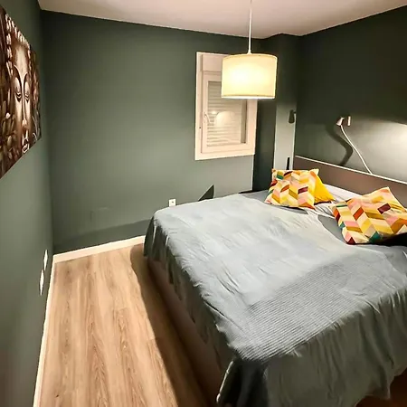Apartment 3 Bed Nueva Andalucia 5 Min Drive To Banus Marbella